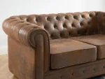 Canapé 2 places CHESTERFIELD en microfibre aspect cuir vieilli – Image 6