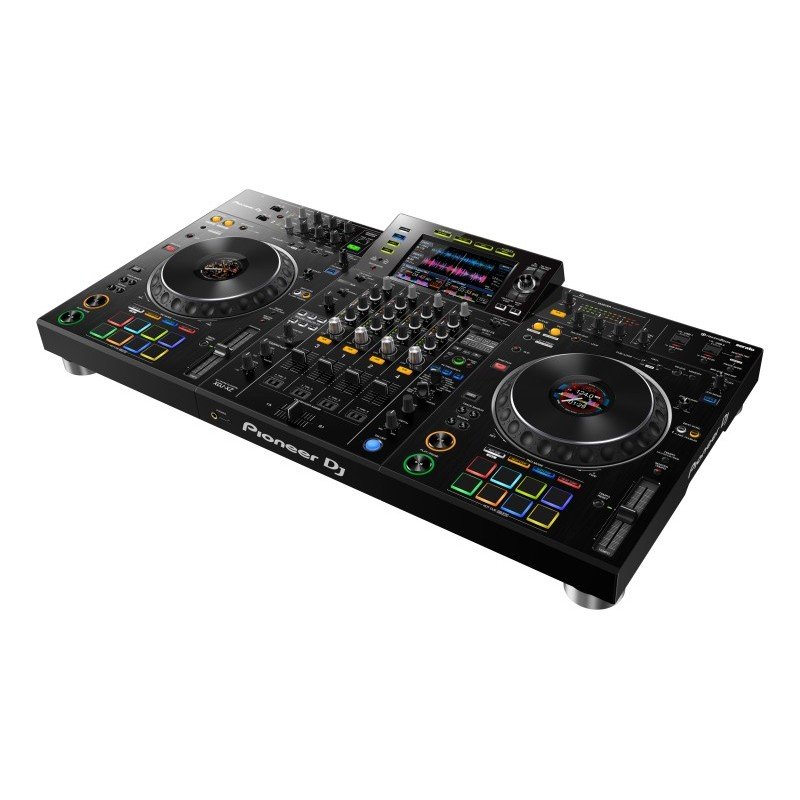 pioneer-dj-xdj-xz-systeme-rekordbox-tout-en-un.jpg XDJ-XZ - Contrôleur DJ autonome 4 voies – Image 1